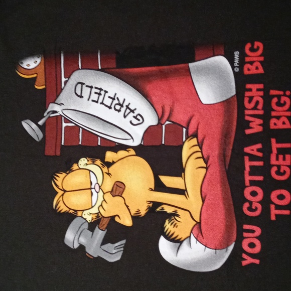 Gildan Other - Christmas Garfield Tee